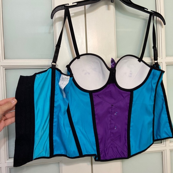 🌸 3 for $15 🌸 NWOT Cosplay Corset - Picture 4 of 5